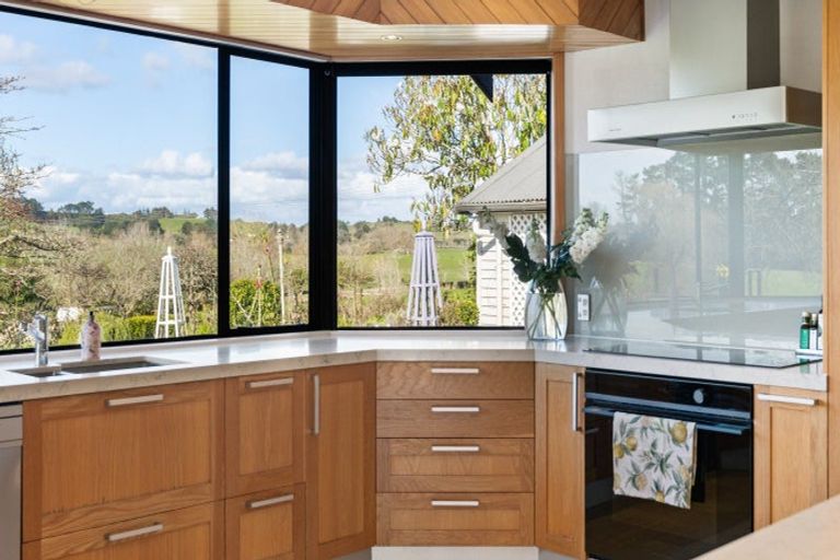 Photo of property in 554 Kingseat Road, Kingseat, Pukekohe, 2679