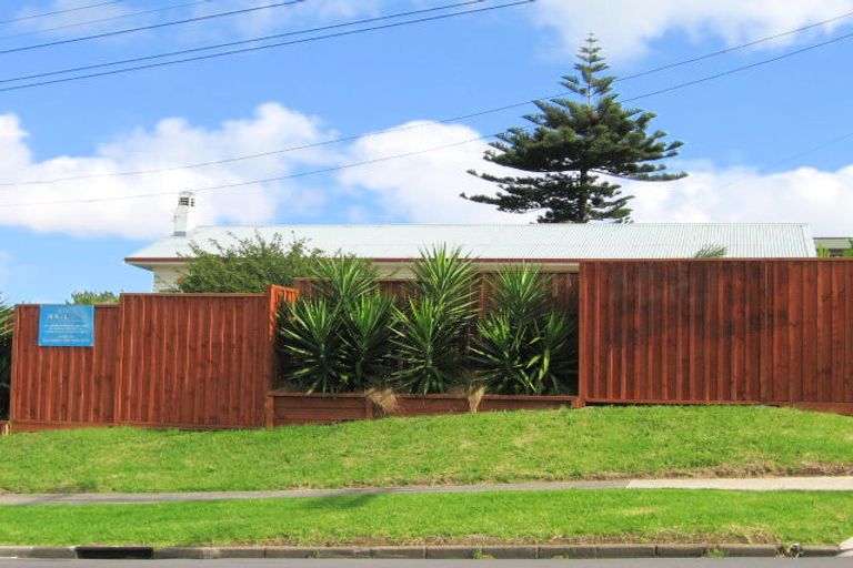 Photo of property in 131b Bucklands Beach Road, Bucklands Beach, Auckland, 2012