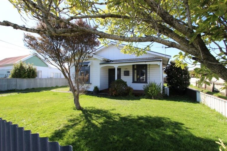 Photo of property in 71 Sedcole Street, Pahiatua, 4910