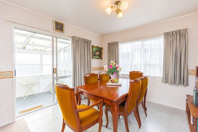 Photo of property in 12 Totara Place, Pahiatua, 4910