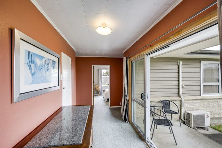 Photo of property in 74 Leicester Avenue, Tamatea, Napier, 4112