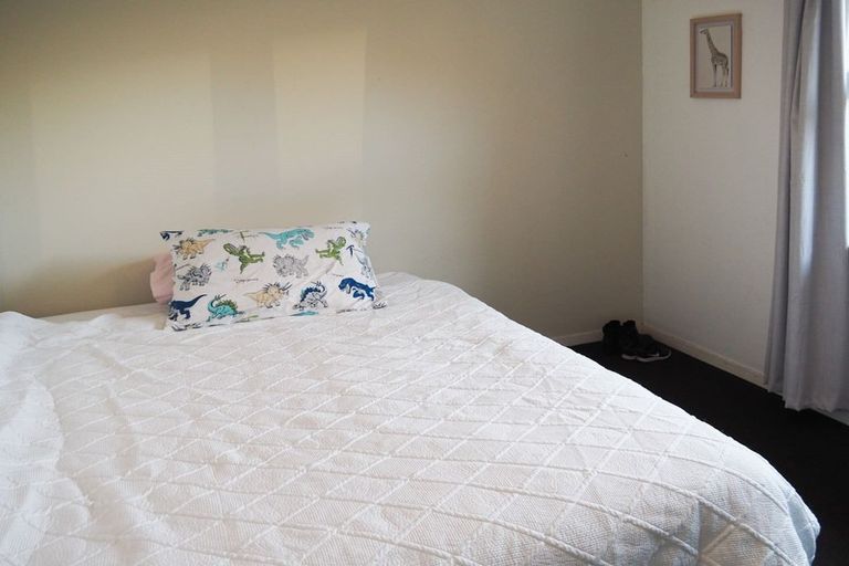 Photo of property in 12 Brabourne Street, Hillsborough, Christchurch, 8022