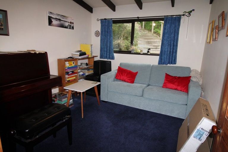 Photo of property in 25 Oxley Crescent, Broad Bay, Dunedin, 9014