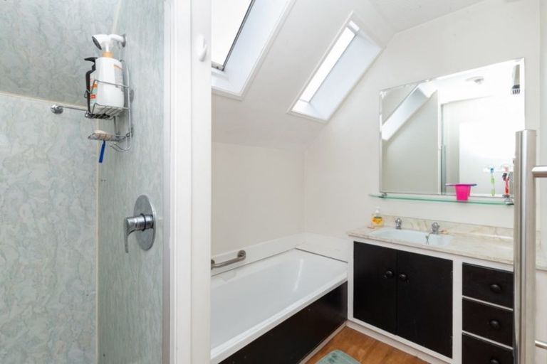 Photo of property in 1/10 Parklands Drive, Huntsbury, Christchurch, 8022