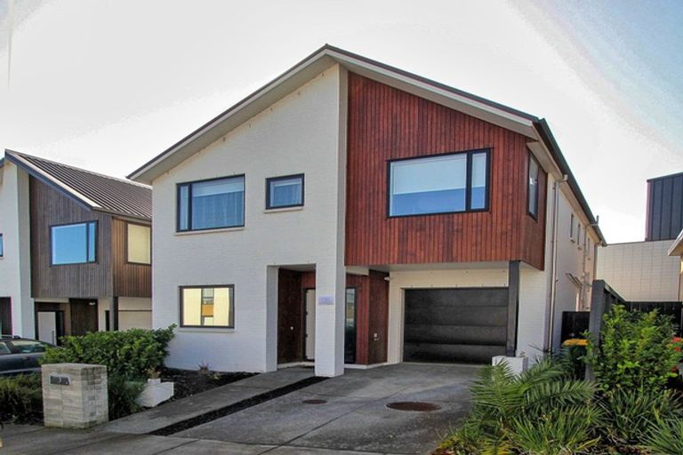 Photo of property in 3 Frances Bryers Road, Hobsonville, Auckland, 0616