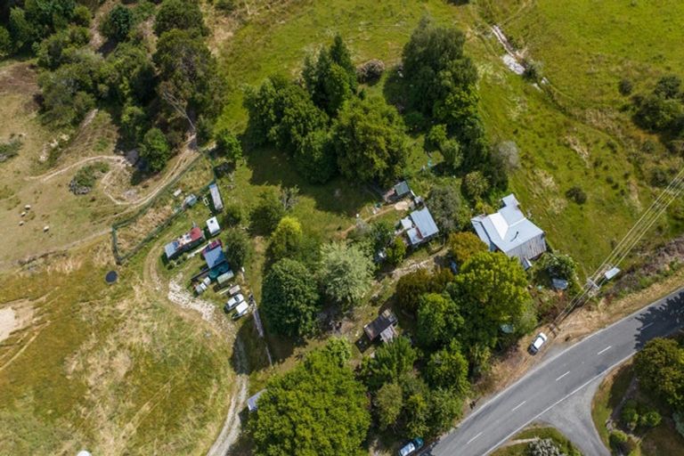 Photo of property in 846 Waiwhero Road, Ngatimoti, Motueka, 7196