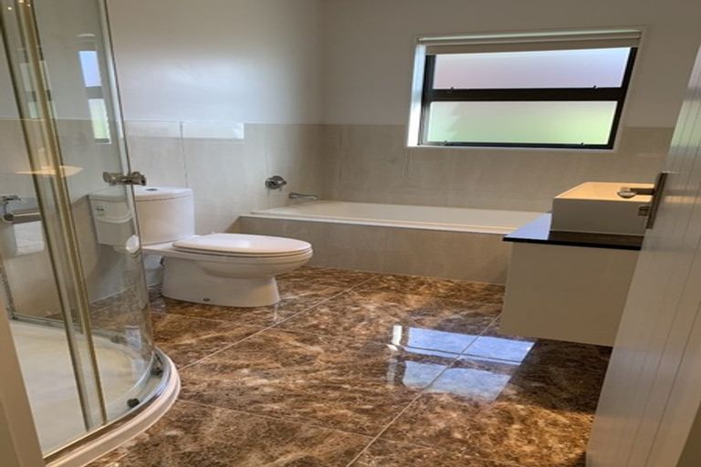 Photo of property in 4 Park Grove, Belmont, Lower Hutt, 5010