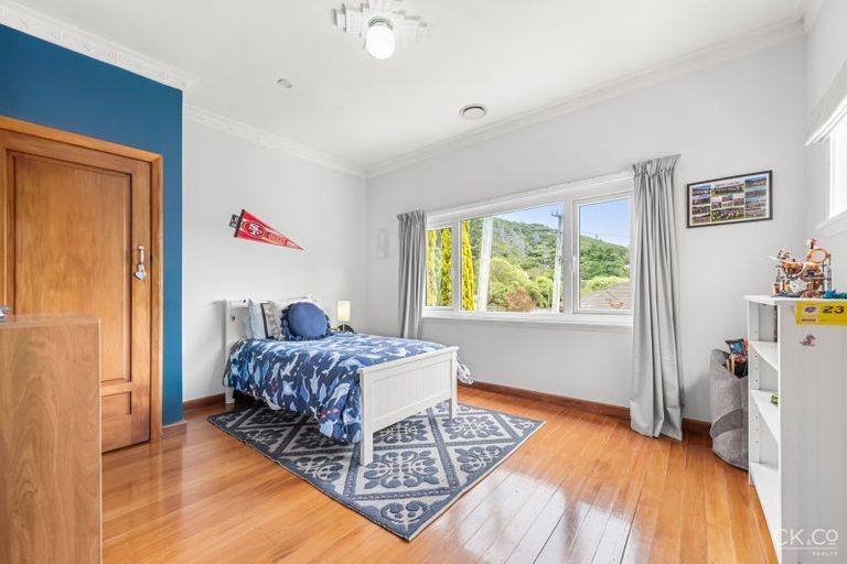 Photo of property in 67 Norton Park Avenue, Fairfield, Lower Hutt, 5011
