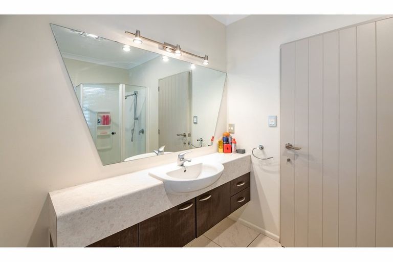 Photo of property in 20 Evergreen Place, Parklands, Christchurch, 8083