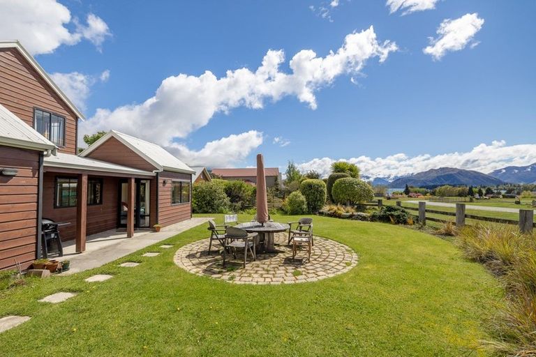 Photo of property in 16 Willowridge, Wanaka, 9305