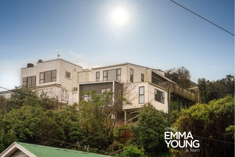 Photo of property in 55 Jackson Street, Island Bay, Wellington, 6023