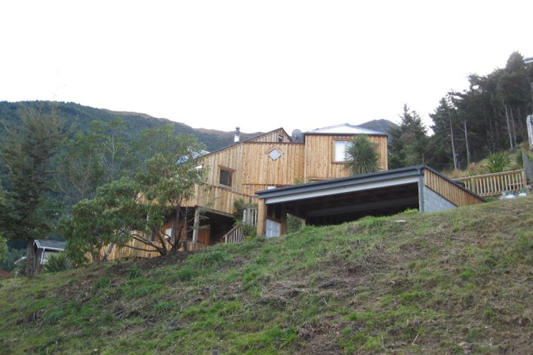 Photo of property in 9 Mckerrow Place, Sunshine Bay, Queenstown, 9300