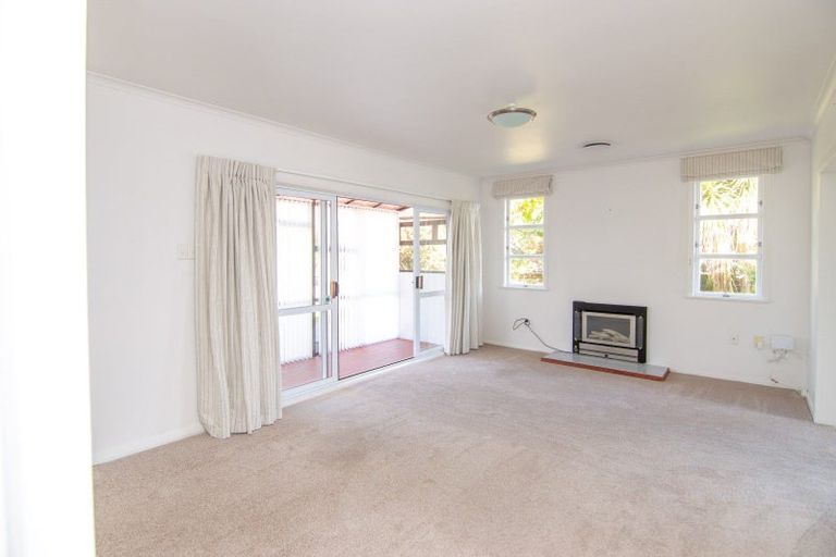 Photo of property in 30 Kingston Street, Awapuni, Palmerston North, 4412