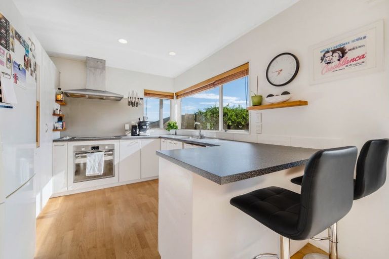 Photo of property in 17 Matterhorn Crescent, Northpark, Auckland, 2013