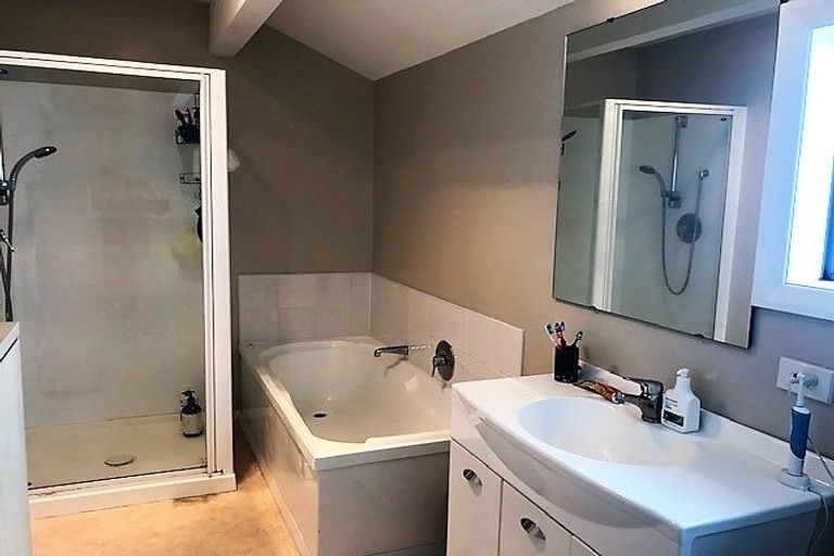 Photo of property in 59a Kauri Street, Miramar, Wellington, 6022