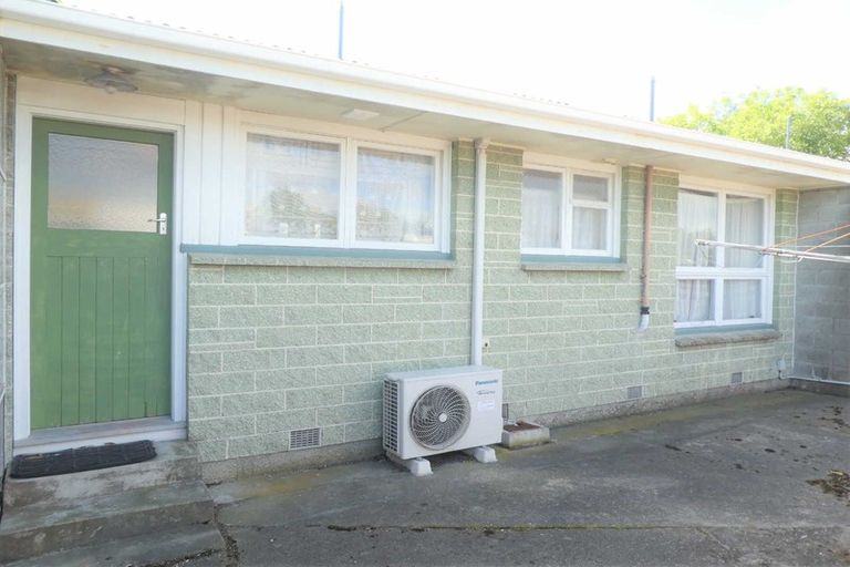 Photo of property in 64 Trafalgar Street, St Albans, Christchurch, 8014