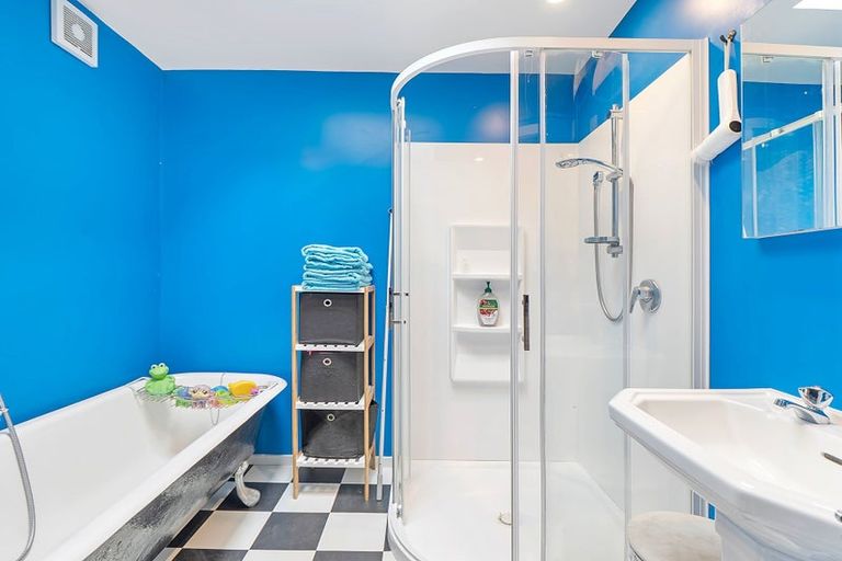 Photo of property in 297 Lake Terrace Road, Shirley, Christchurch, 8061