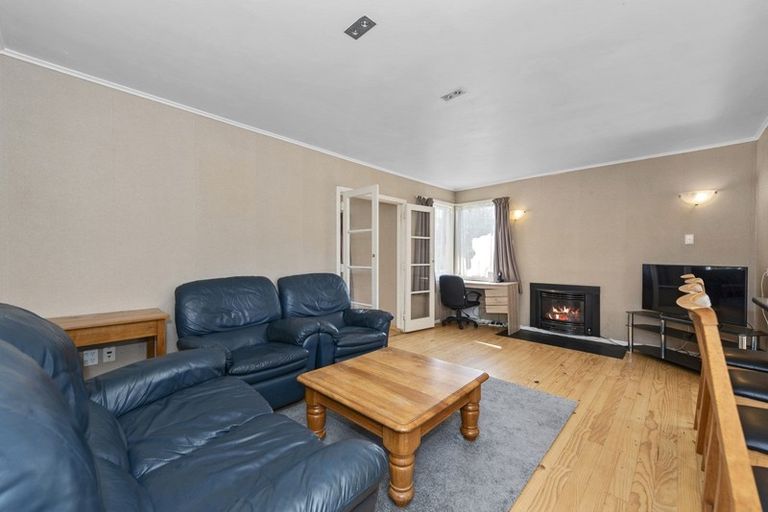 Photo of property in 17 Morris Road, Hillcrest, Hamilton, 3216