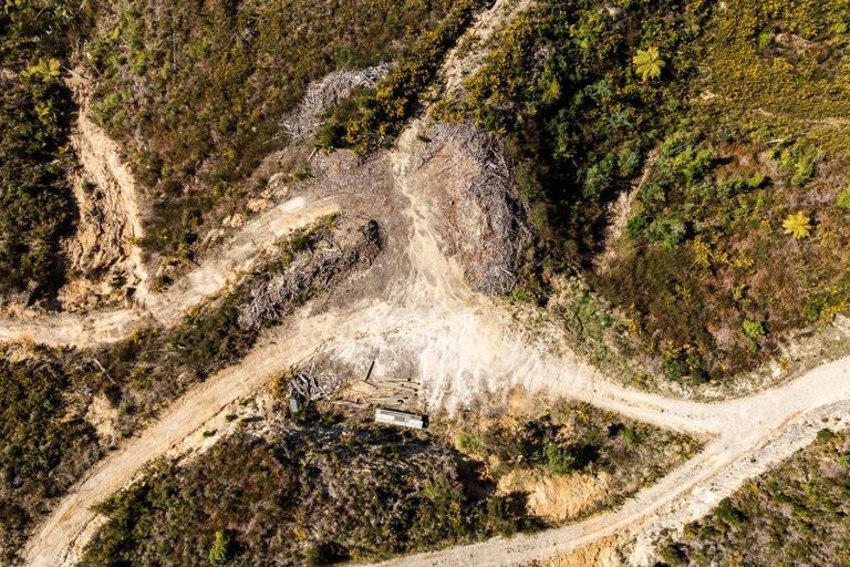 Photo of property in 990 Motueka River West Bank Road, Motueka Valley, Motueka, 7196