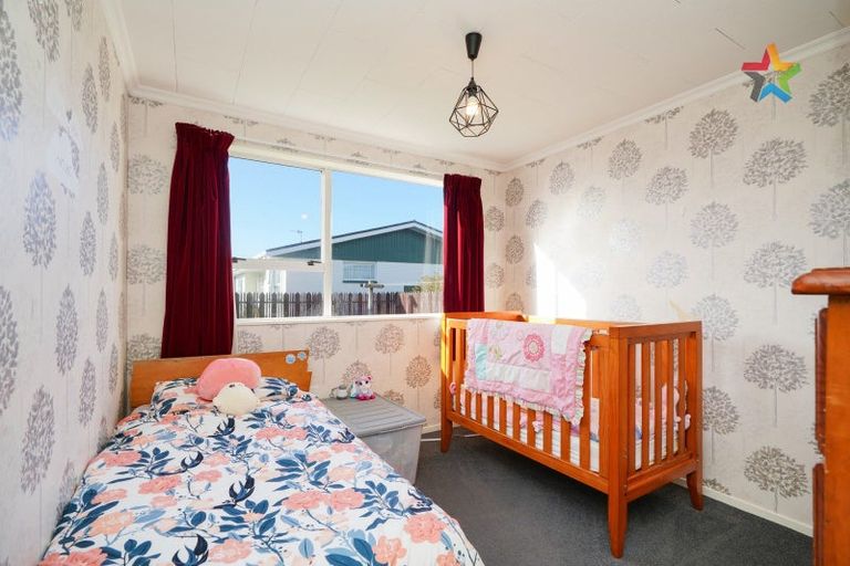 Photo of property in 38 Wye Street, Newfield, Invercargill, 9812