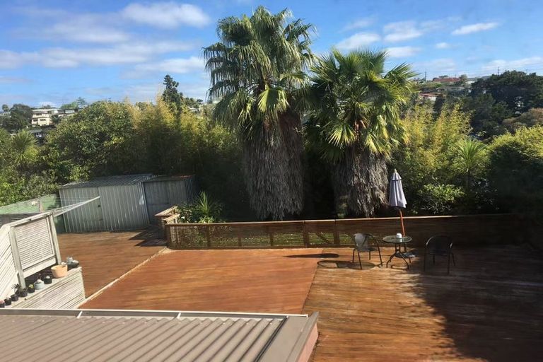 Photo of property in 23 Mountbatten Avenue, Hillcrest, Auckland, 0627