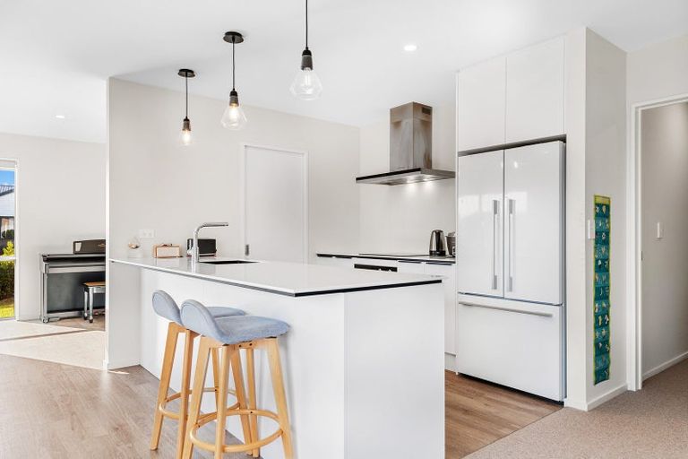 Photo of property in 66 Stationmasters Way, Prebbleton, 7604