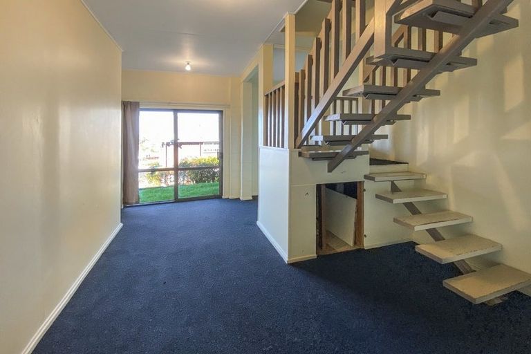 Photo of property in 8 Cobbe Crescent, Feilding, 4702