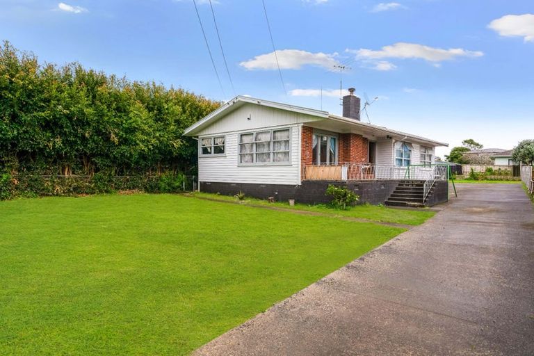 Photo of property in 10 Mckean Avenue, Manurewa, Auckland, 2102