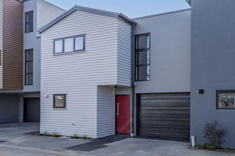 Photo of property in 3/25 Grove Road, Addington, Christchurch, 8024