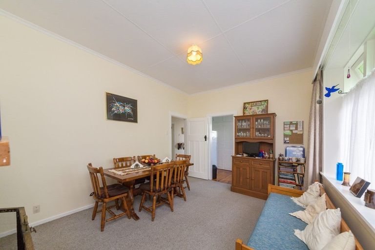 Photo of property in 12 Marne Street, Hokowhitu, Palmerston North, 4410