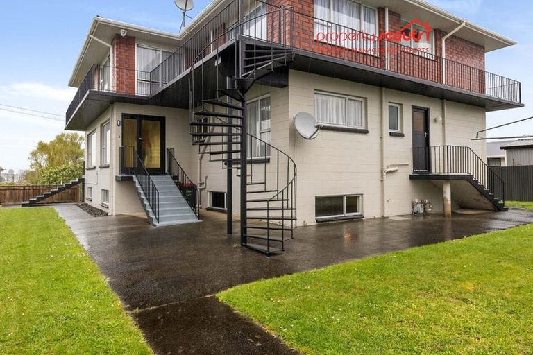 Photo of property in 61 Cracroft Street, Waitara, 4320
