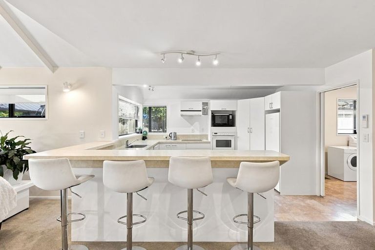 Photo of property in 52 Anglesea Avenue, Parklands, Christchurch, 8083