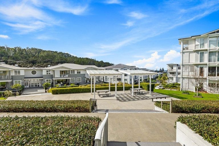 Photo of property in 170 Landmark Terrace, Orewa, 0931