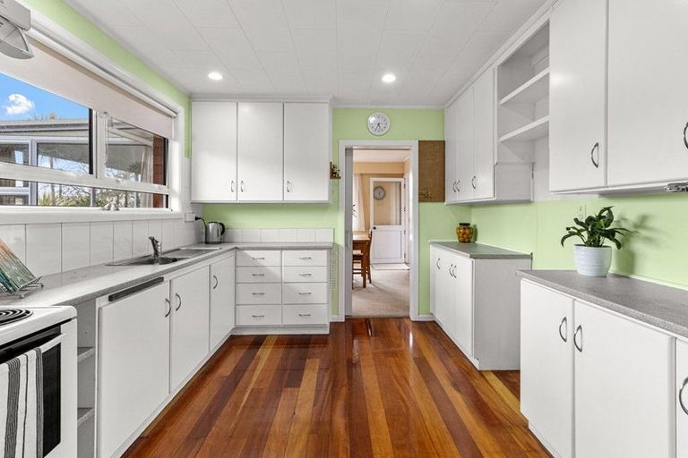 Photo of property in 14c Cowling Road, Hurdon, New Plymouth, 4310