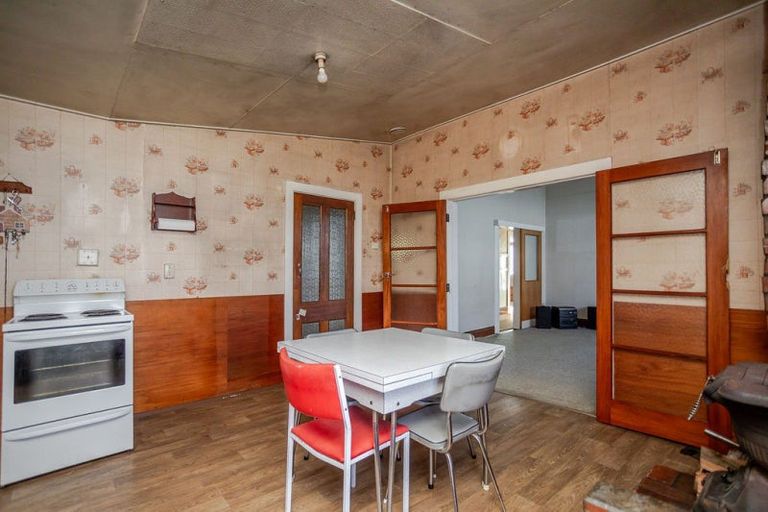 Photo of property in 36 Mcphee Street, Dannevirke, 4930