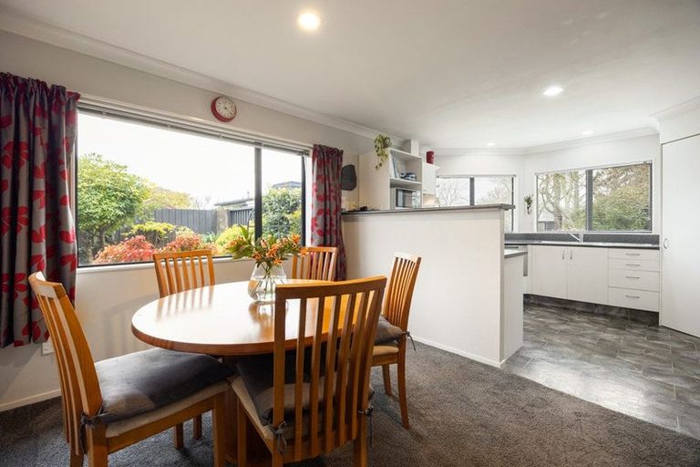 Photo of property in 2 Pascal Place, Flagstaff, Hamilton, 3210