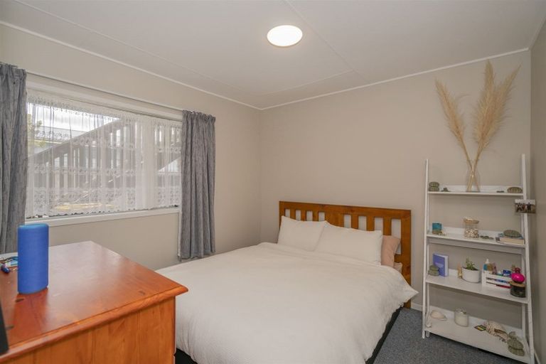 Photo of property in 10 Poplar Street, Whitianga, 3510
