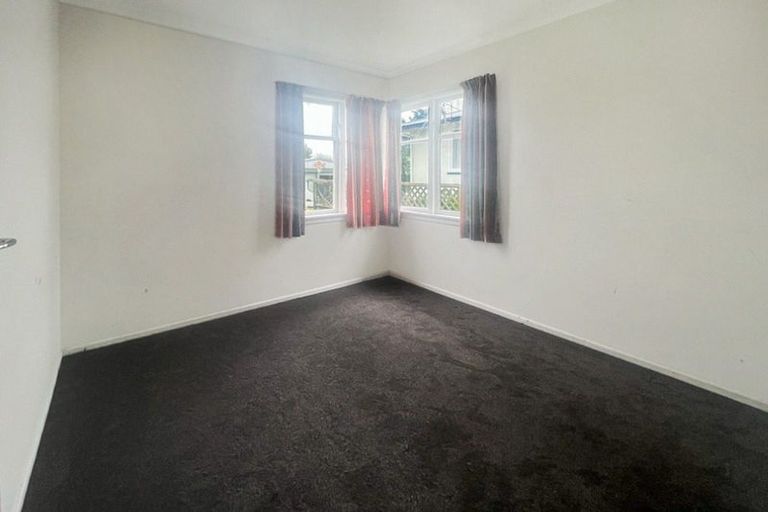 Photo of property in 3 Emerson Street, Aramoho, Whanganui, 4500
