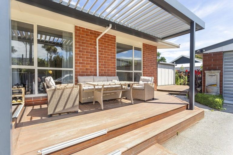 Photo of property in 47 Glenharrow Avenue, Avonhead, Christchurch, 8042