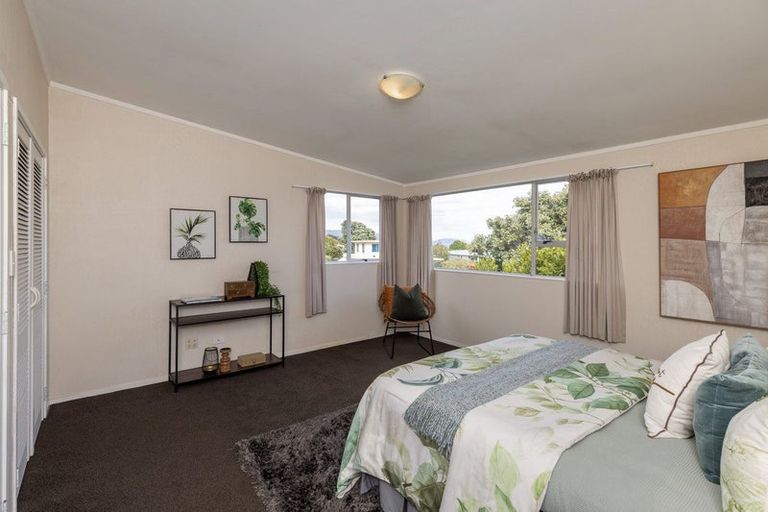 Photo of property in 13 The Crescent, Raumati South, Paraparaumu, 5032