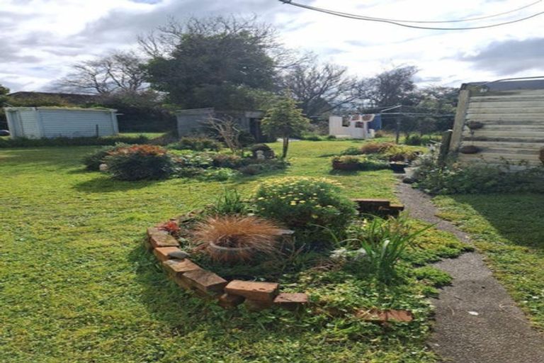 Photo of property in 32 Beaven Street, Marton, 4710