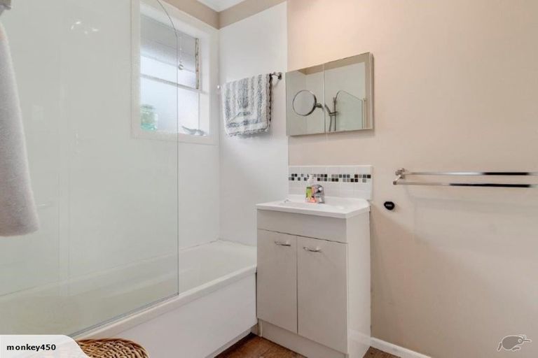 Photo of property in 42a Brookfield Terrace, Brookfield, Tauranga, 3110