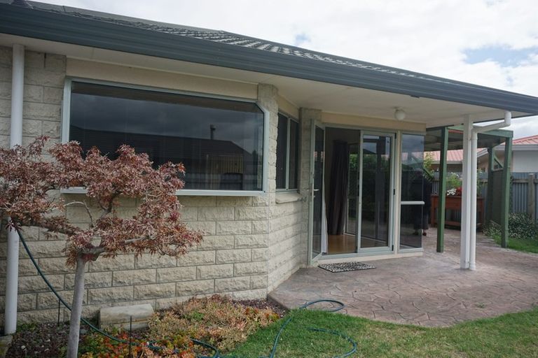 Photo of property in 68 Whiting Crescent, Greenmeadows, Napier, 4112