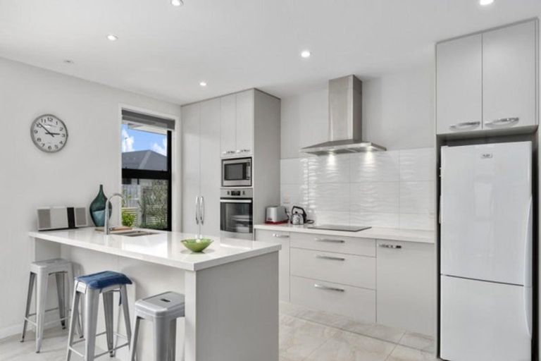 Photo of property in 18 Tuaia Street, Pyes Pa, Tauranga, 3112