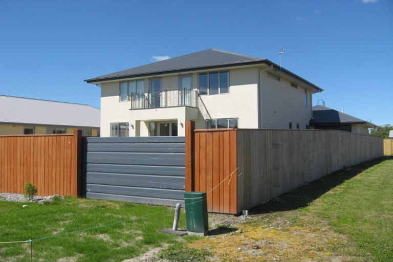 Photo of property in 8 Brookwater Avenue, Northwood, Christchurch, 8051