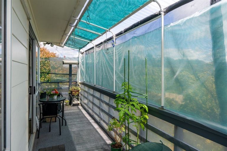 Photo of property in 4 Smeath Road, Kawakawa, 0210