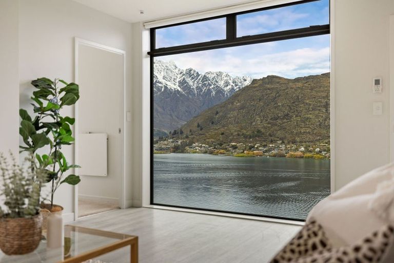 Photo of property in 8 Angelo Drive, Frankton, Queenstown, 9300