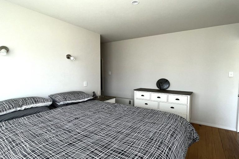 Photo of property in 8 Mckenzie Terrace, Carterton, 5713