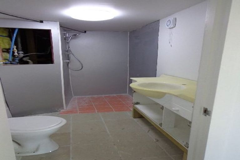 Photo of property in 36 Whitmore Road, Mount Roskill, Auckland, 1041
