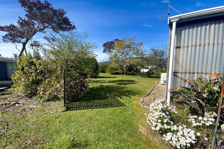 Photo of property in 108 Commercial Street, Takaka, 7110